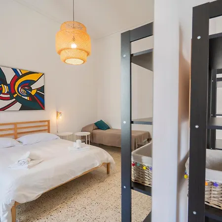 Living Simply アパート